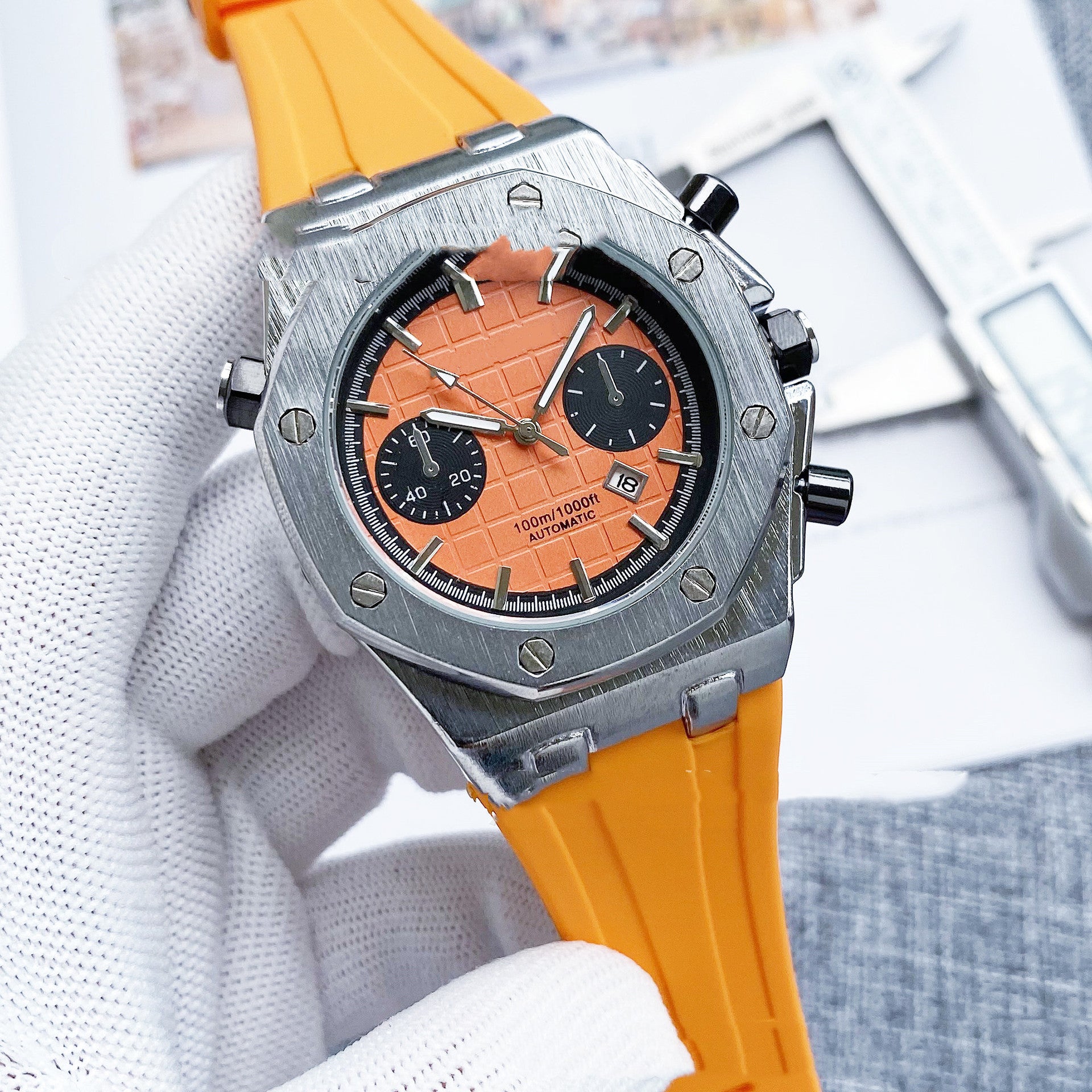 Men's Fashion Love Brand Quartz 3-pin Tape Watch